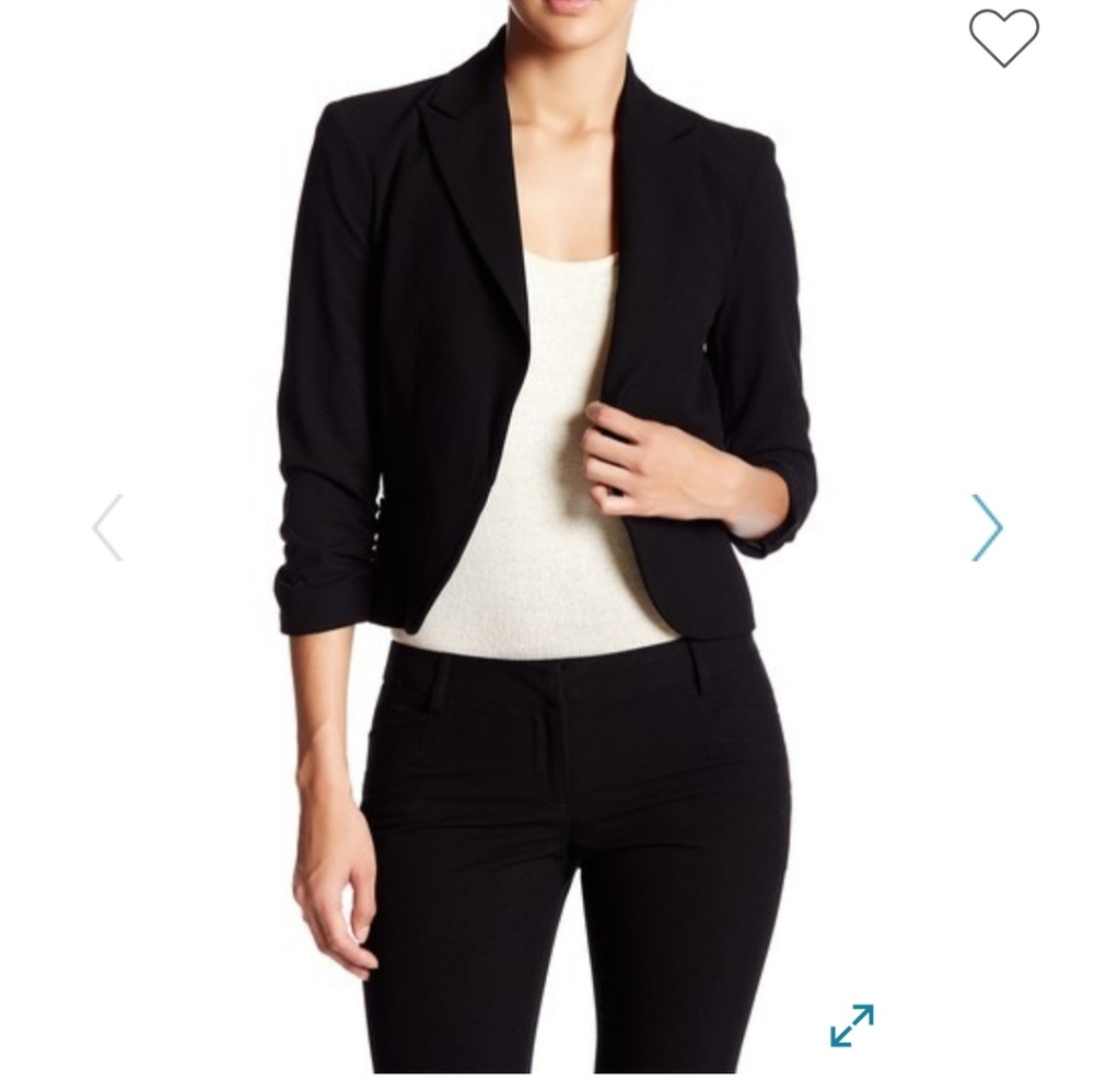 Amanda & Chelsea Signature Ruched Blazer